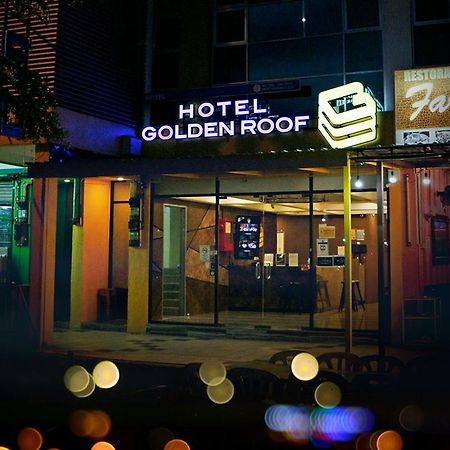 Golden Roof Hotel, Сери-Искандар Экстерьер фото